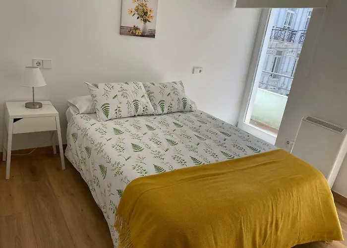 Piso En El Centro 4 Personas - Plaza Amboage - Wifi